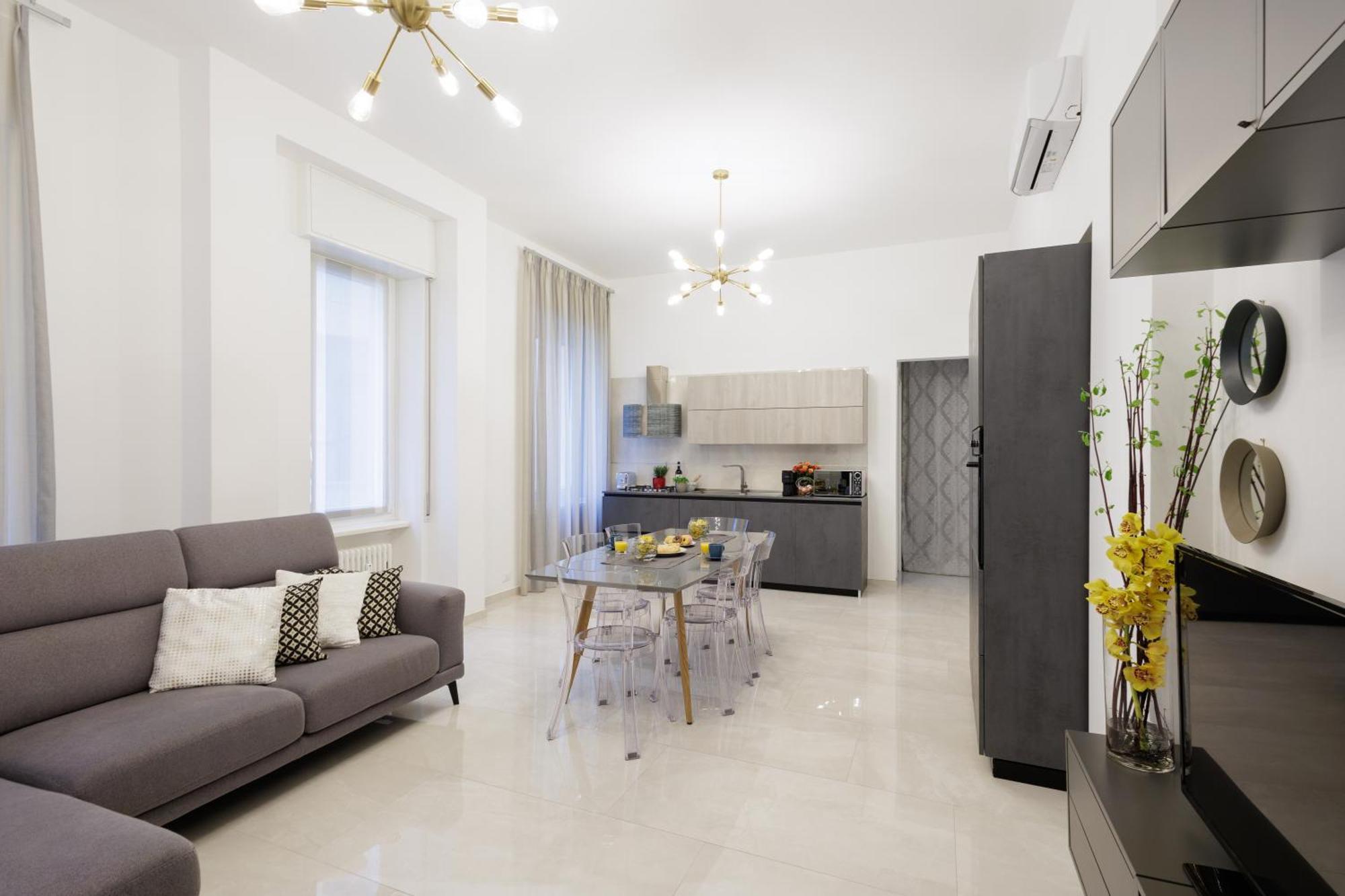 Genoa Lux Apartments With Parking Exterior photo