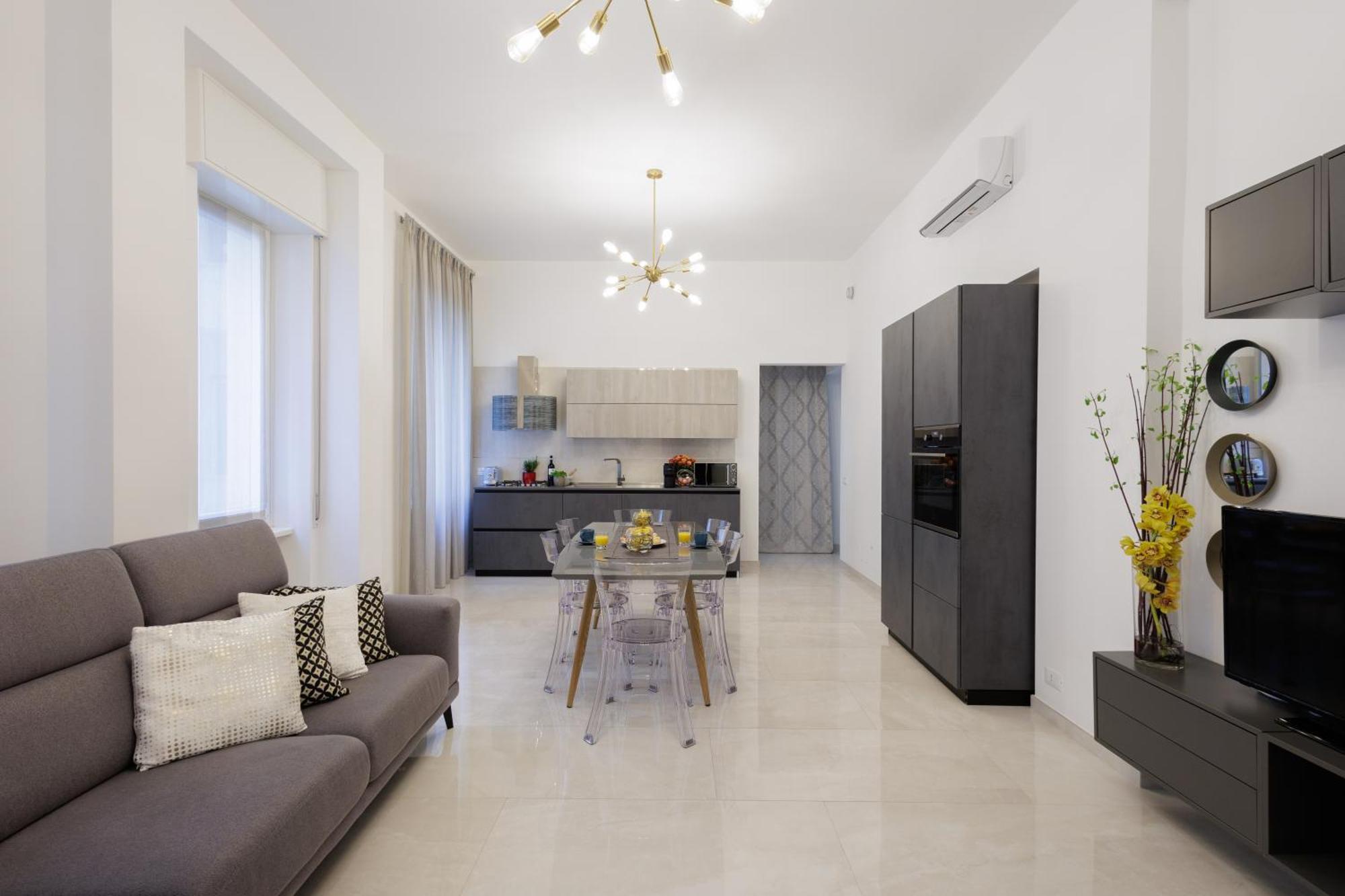 Genoa Lux Apartments With Parking Exterior photo