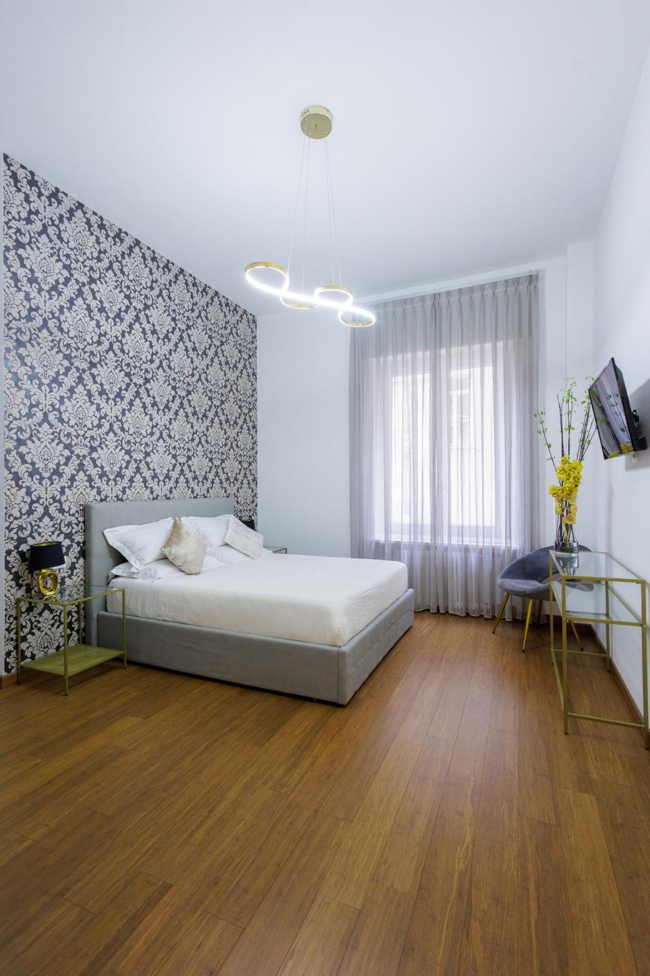 Genoa Lux Apartments With Parking Exterior photo