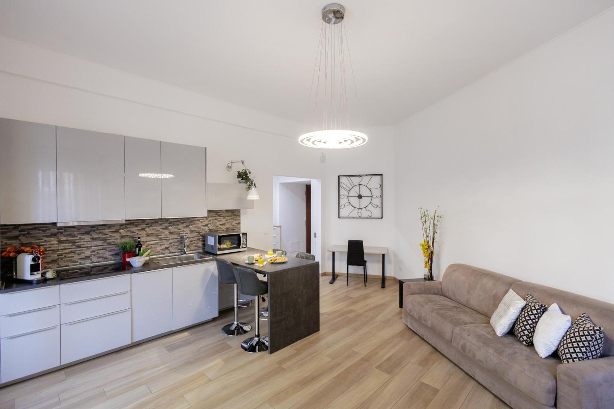 Genoa Lux Apartments With Parking Exterior photo