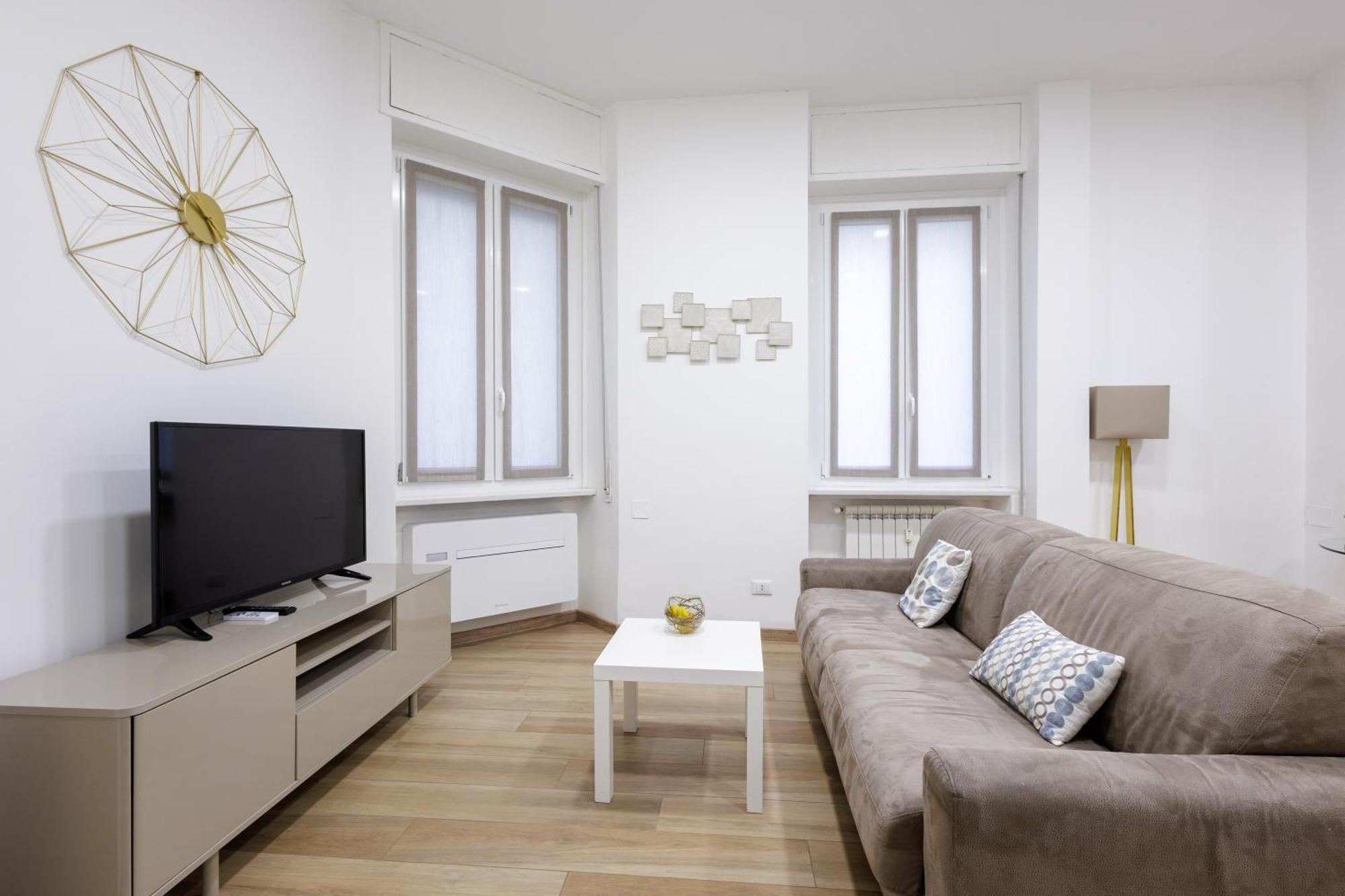 Genoa Lux Apartments With Parking Exterior photo